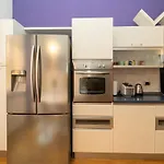 Three-room In The Heart Of 公寓