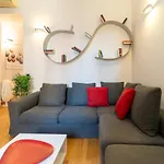公寓 Three-room In The Heart Of