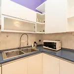Three-room In The Heart Of 米兰
