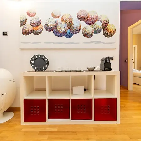 Three-room In The Heart Of