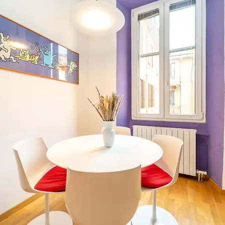 Apartament Three-room In The Heart Of Mediolan