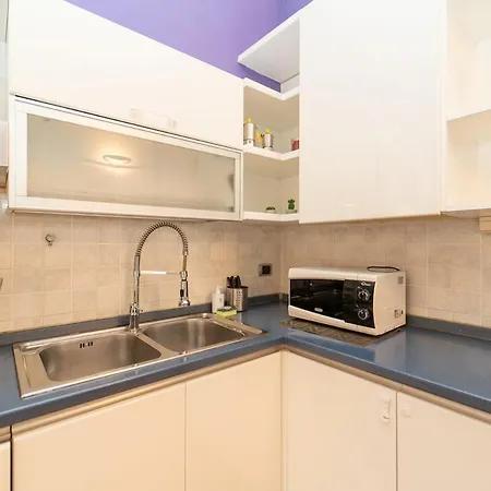 Three-room In The Heart Of Mediolan